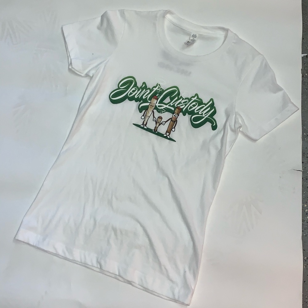 Women 4/20 joint custody tee